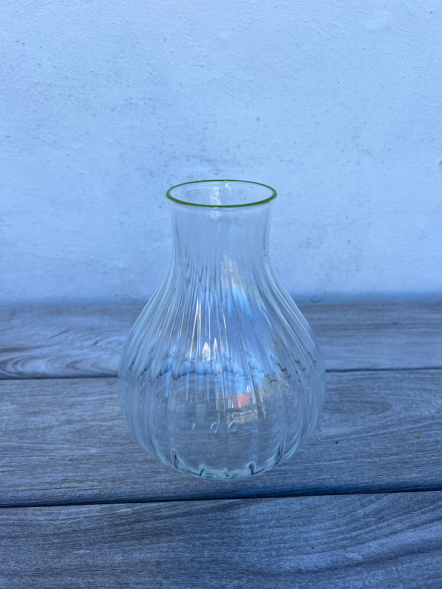Klar glas lysegrøn top 21 cm
